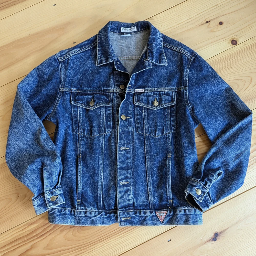 Vintage GUESS Denim Trucker Jean Jacket Georges Marciano Stonewash Blue Large - Picture 14 of 14